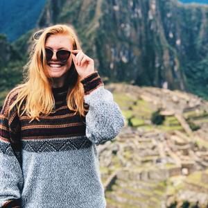 Meet your Posher, Andrea